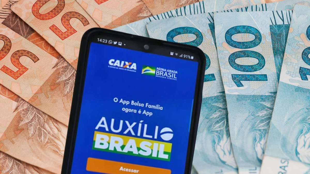 foto auxilio brasil